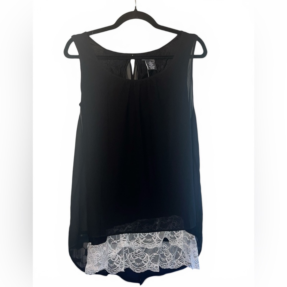 Chelsea & Theodore Black Sleeveless Top with Lace Hem